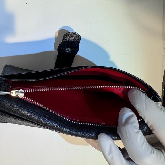 Bvlgari Black Leather Wallet w/ Auth Certificate 6.7x3.5”‎ Red Interior Luxury - Picture 9 of 12